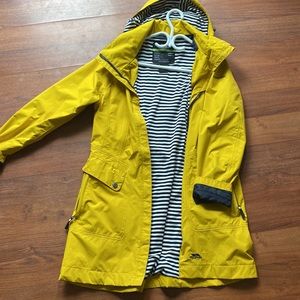 Trespass raincoat